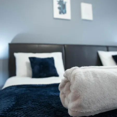 Apartment Luxury 2 Bed City Center With Balcony Birmingham