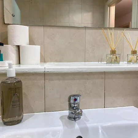 Luxury 2 Bed City Center With Balcony Birmingham